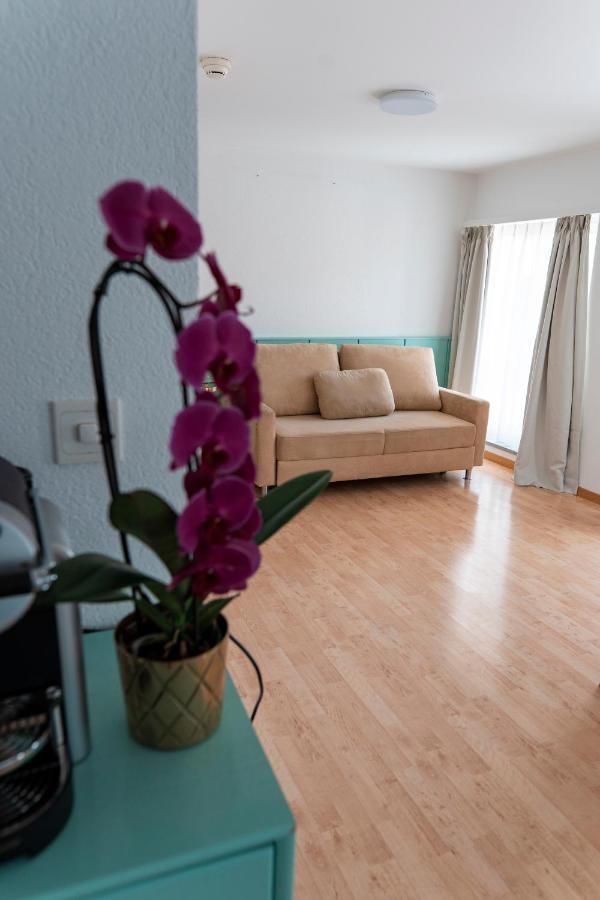 אבאנשס Swiss Hotel La Couronne מראה חיצוני תמונה