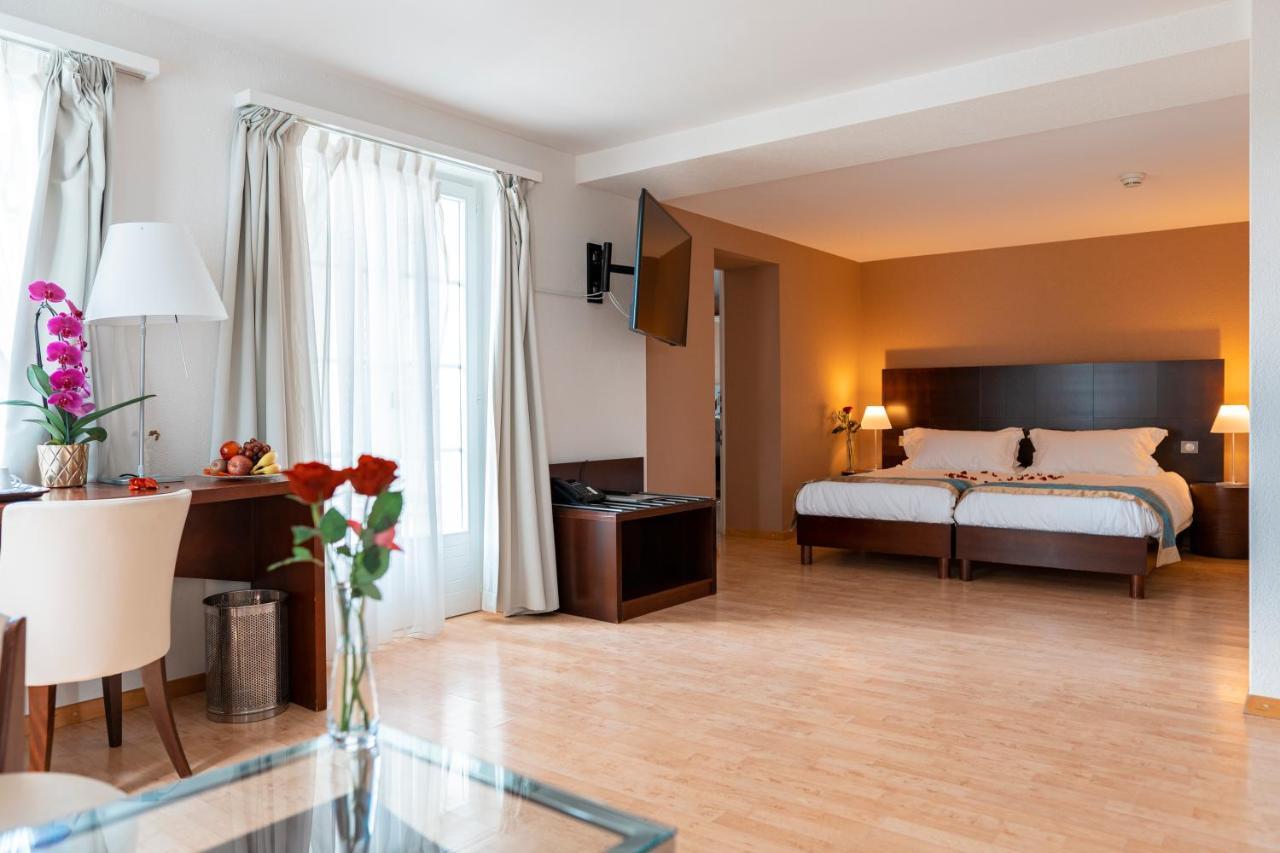 אבאנשס Swiss Hotel La Couronne מראה חיצוני תמונה