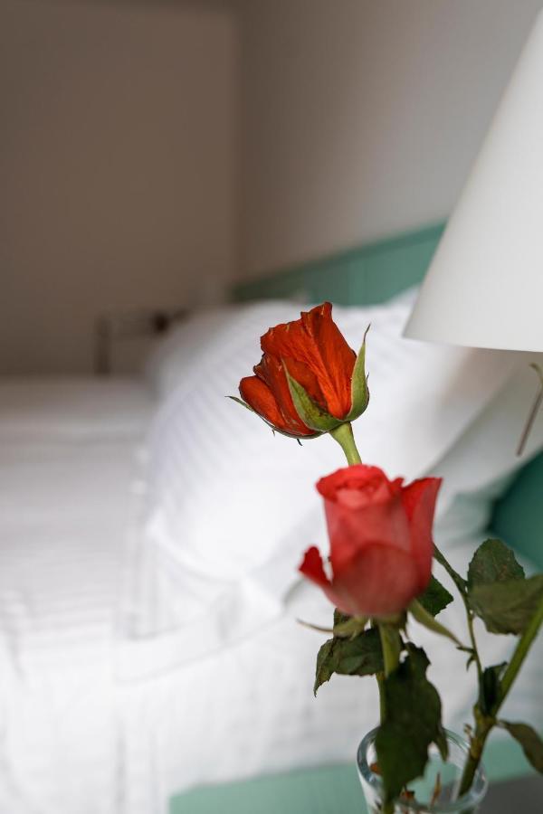 אבאנשס Swiss Hotel La Couronne מראה חיצוני תמונה