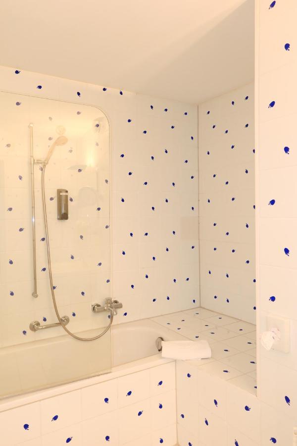 אבאנשס Swiss Hotel La Couronne מראה חיצוני תמונה